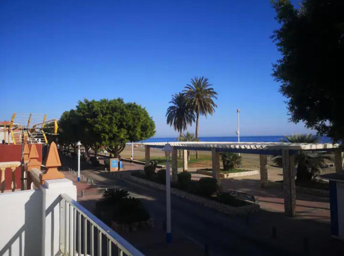 Beachfront House マラガ エクステリア 写真