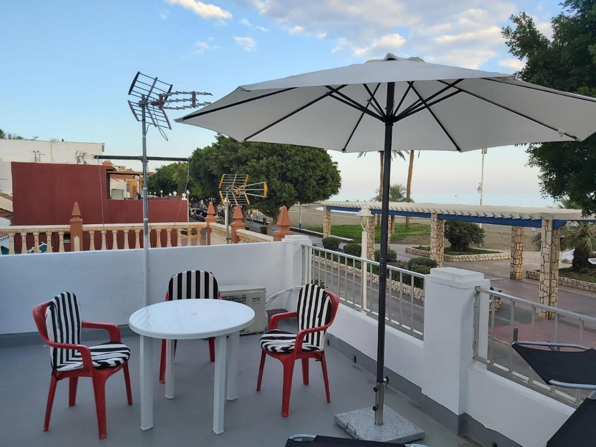 Beachfront House マラガ エクステリア 写真